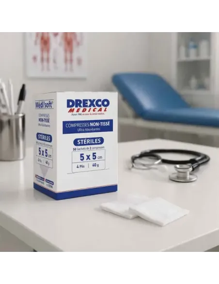 Compresses stériles non tissées 4 plis MEDICLINIC boîte 100