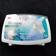 Micropore™ 3M™ 2,5 cm dévidoir hermetique blanc - L'unité