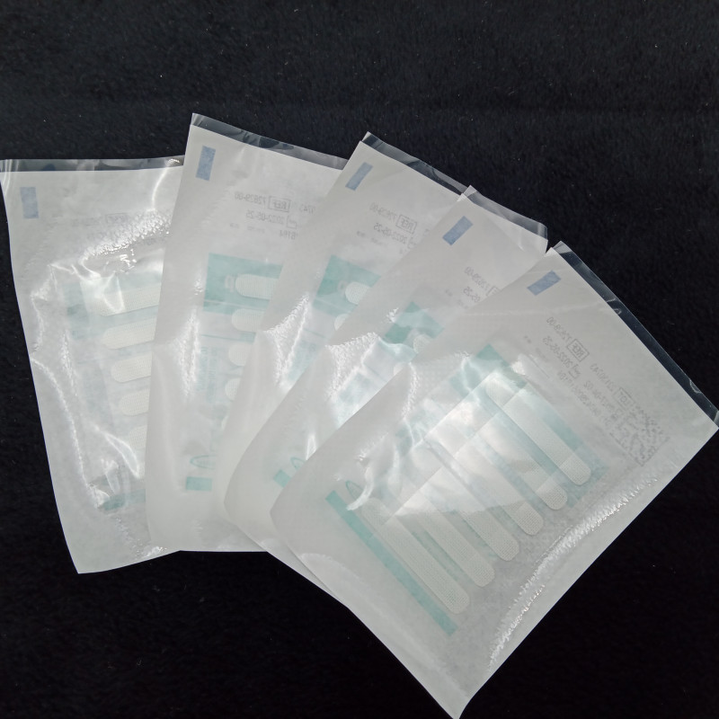 SUTURES ADHESIVES LEUKOSAN STRIP